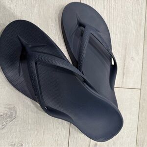Elegant Navy Women's Sandals